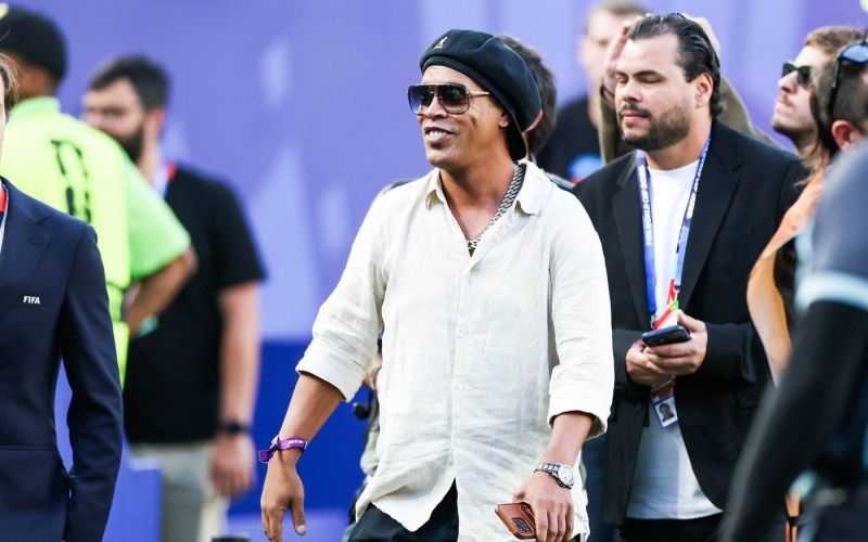 ronaldinho pm.jpg