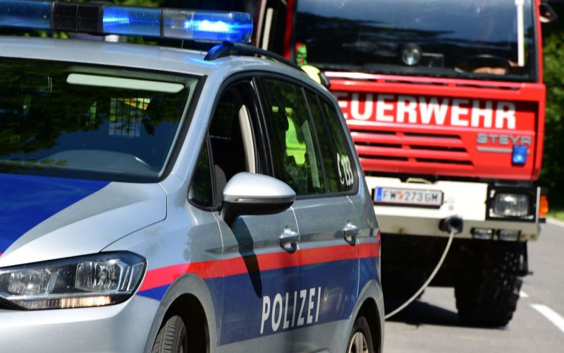 avstrijska policija.jpg