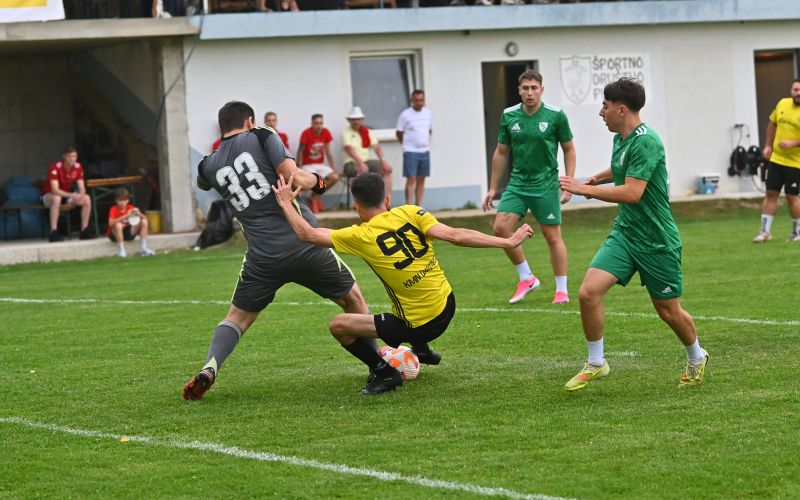 puževci, začetek-zaključnega-turnirja-oz-kmn-puconci