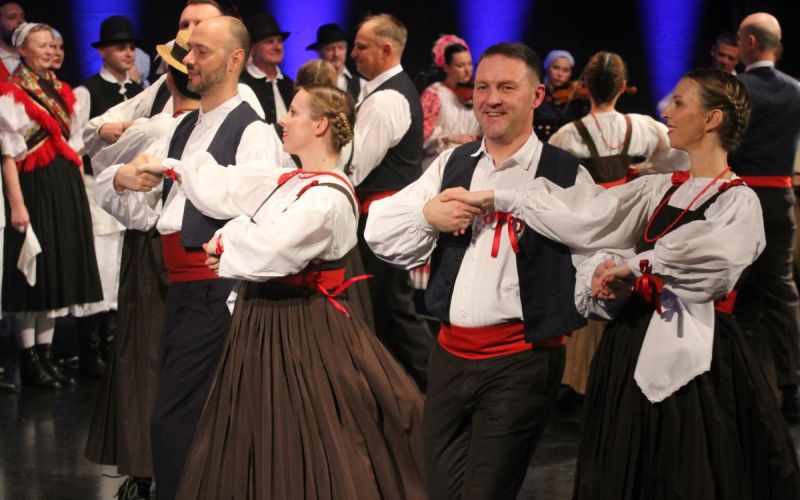 folklora.jpeg