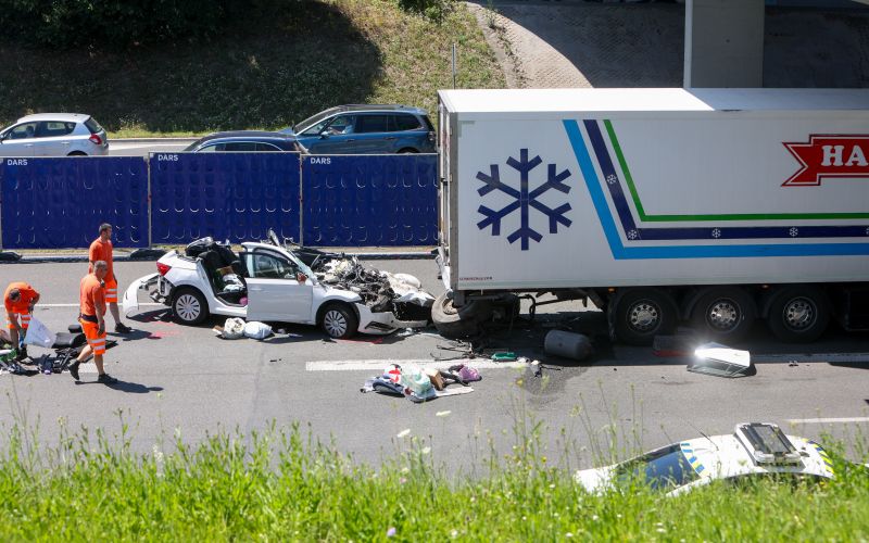 prometna nesreča, ljubljanska obvoznica, smrt, tovornjak