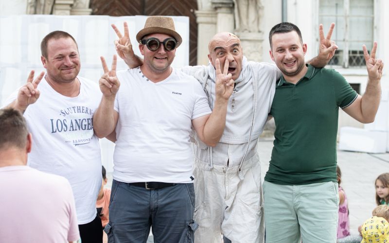 predstava-za-druzine, soboski-dnevi, soboski-dnevi-2026, carlo-mo