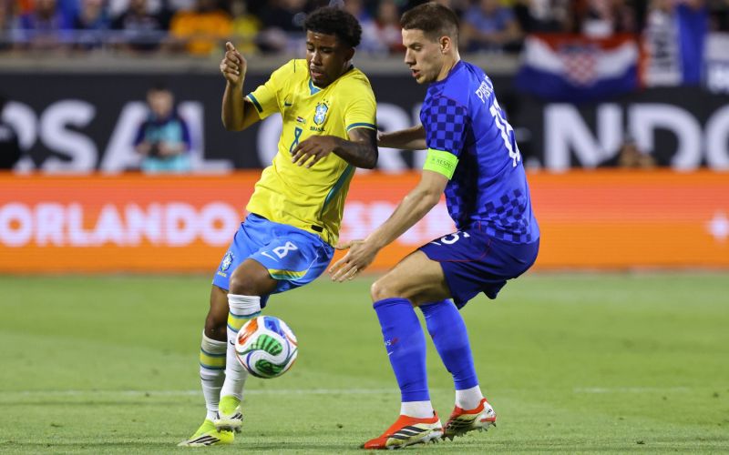 andrey santos.jpg
