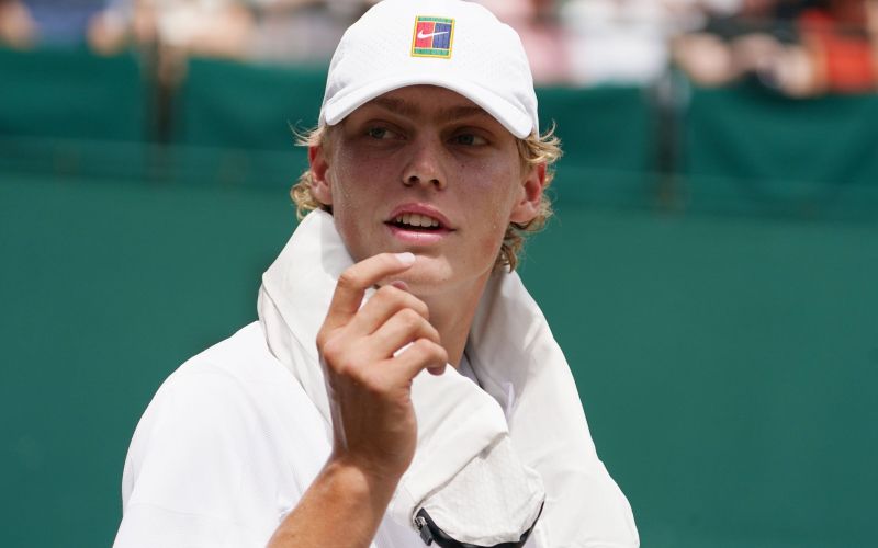 Cruz hewitt.jpg
