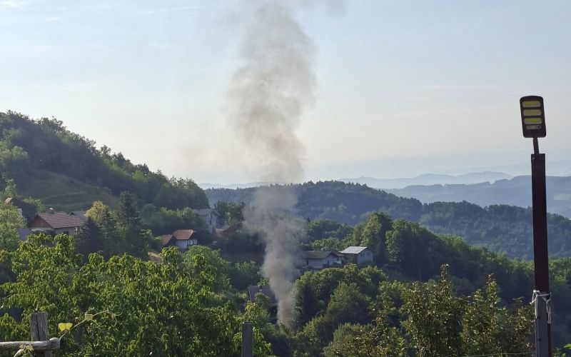 požar smeti PGD Dramlje.jpg