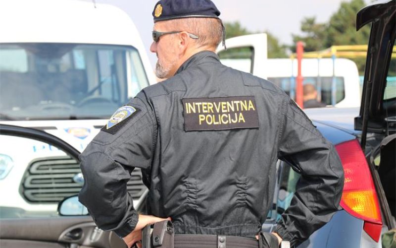 policija hrvaska.jpg