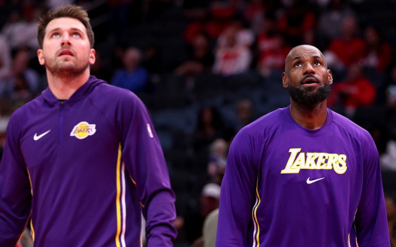 luka doncic lebron james lakers pm.jpg