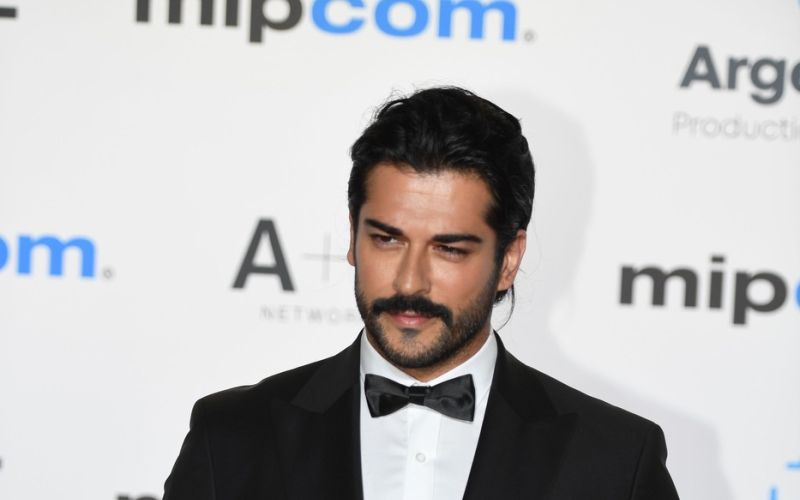 burak-ozcivit