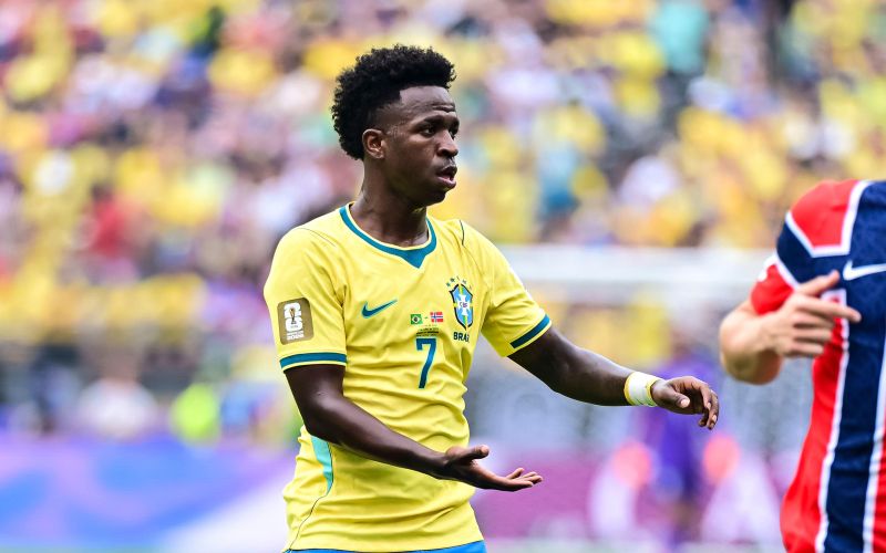 vinicius 3.jpg