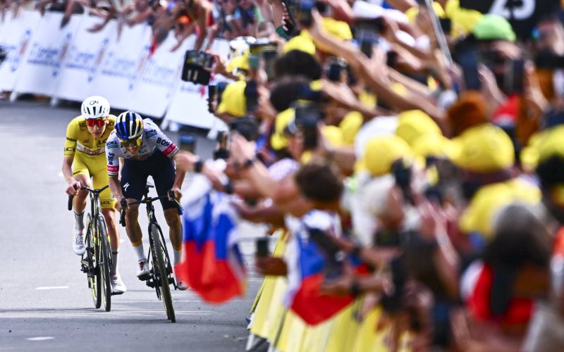 tadej pogacar remco evenepoel.jpg