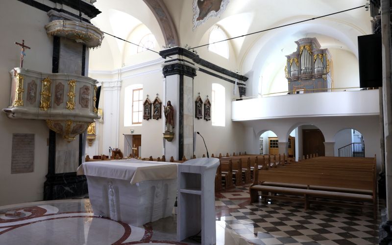 cerkev, pomanjkanje-duhovnikov, skofija-celje, soupravljanje, duhovni-pomocnik