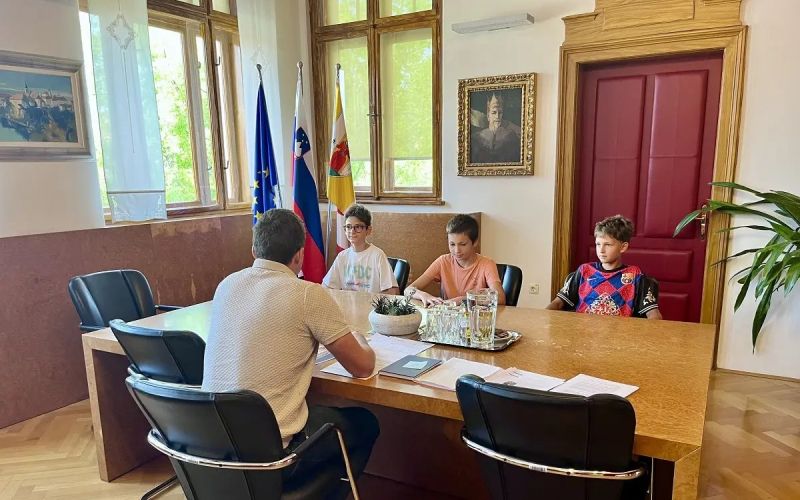 na-obcini-so-prisluhnili-ideji-o-skakalni-platformi-v-krki