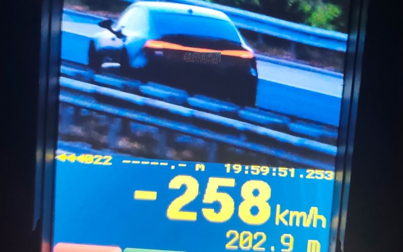 prekoračitev A2 Audi RS7.jpg