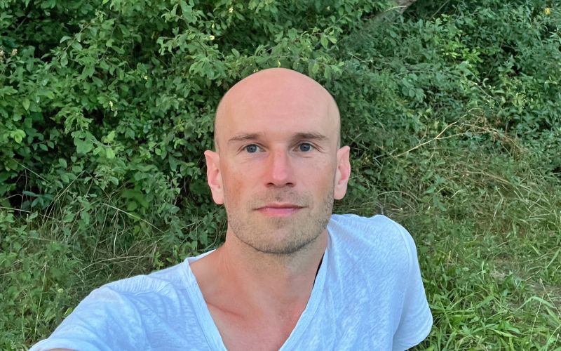 Domen Kavčič: "Roman je najbrž tudi zato izrazito introspektiven, tako v zasnovi kot motiviki."