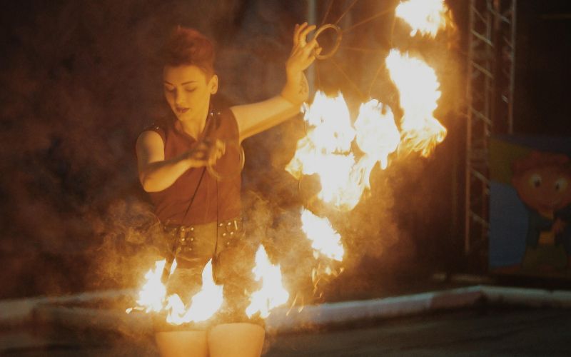 fire-show, sov-z-ognjem