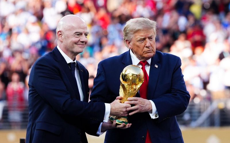 gianni infantino, donald trump.jpg