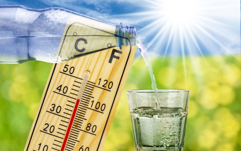 vročina 40 stopinj Celzija termometer