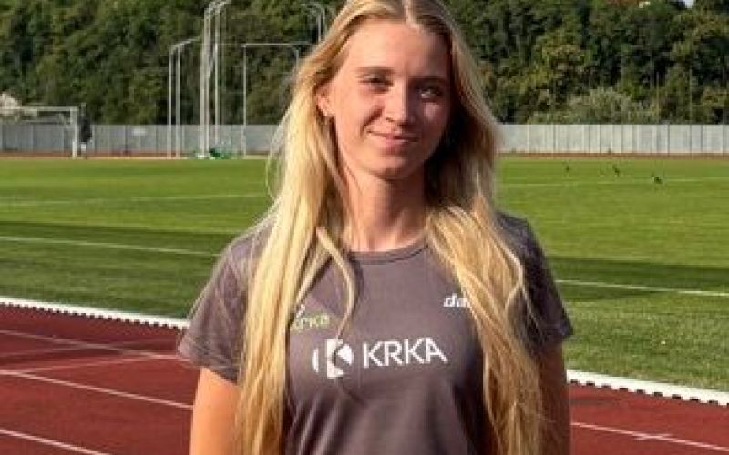 neja-mantelj