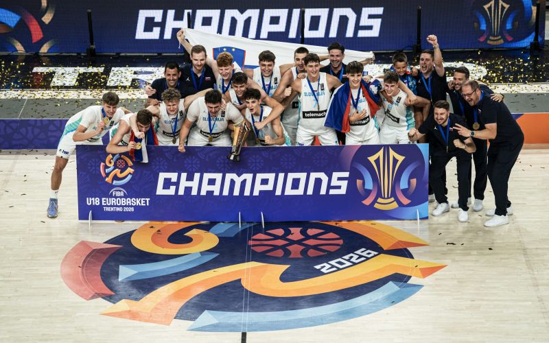 slovenija u18.jpg