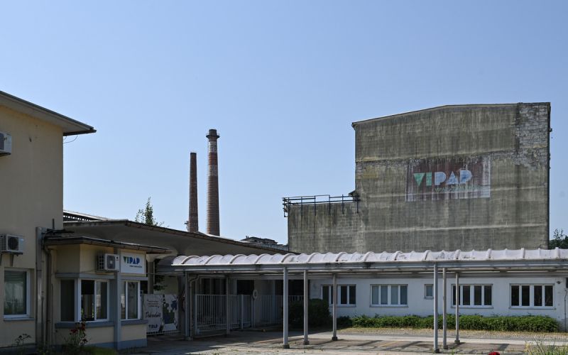 vipap mok.jpg