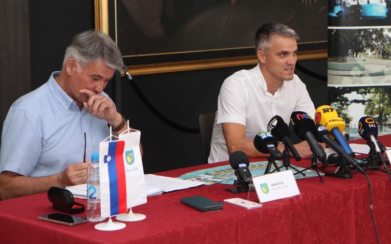 matija sitar.JPG