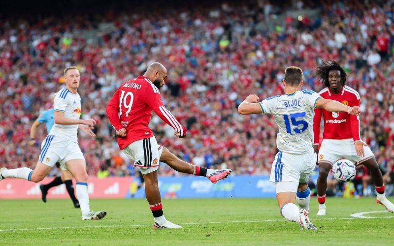jaka bijol manchester united.jpg