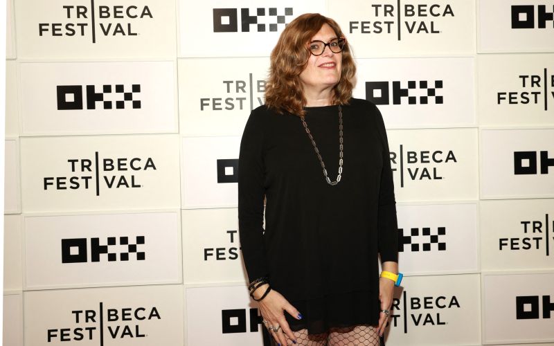Lilly Wachowski je prepričana, da ji relativno nizkega zneska nočejo dati, ker snema s transspolnimi igralci.