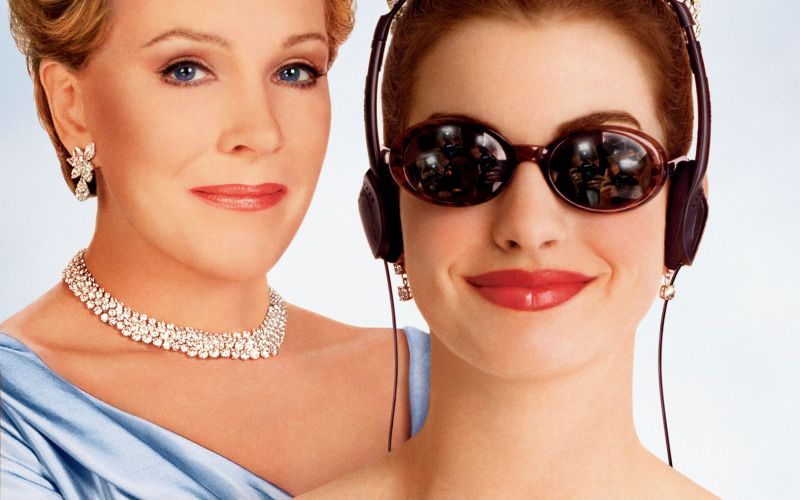 Kraljica Clarisse je Mio učila kraljevskih pravil, Anne Hathaway pa bo morala Genovio v tretjem filmu voditi brez Julie Andrews.