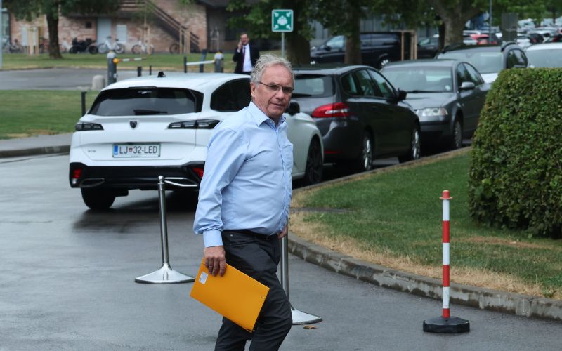 aleš hojs.jpg