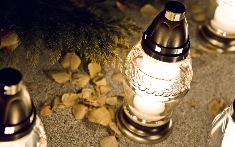 goszka-a-candle-1785717.jpg