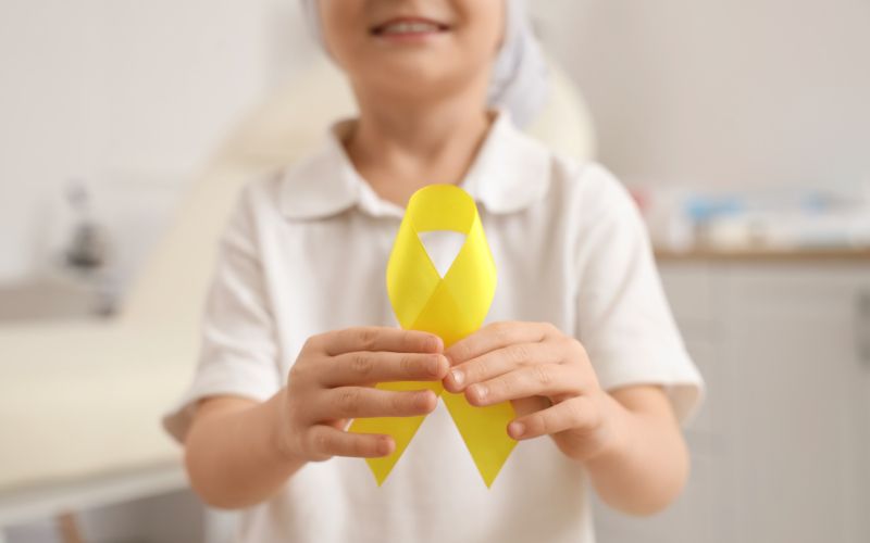 yellow ribbon children with cancer2.jpg
