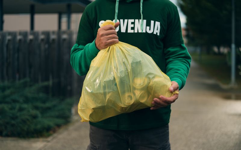 Reciklarna vrečka.jpg