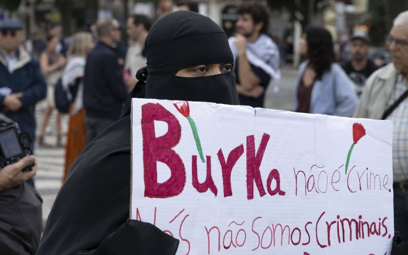 burka, portugalska