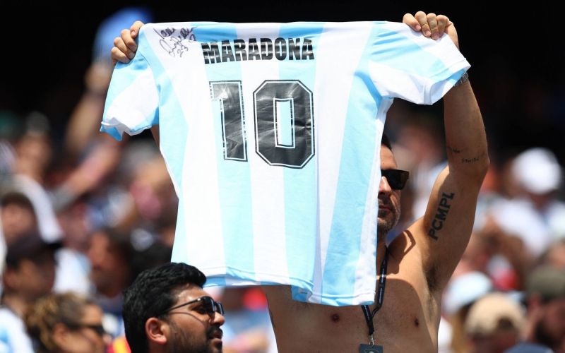 maradona dres pm.jpg