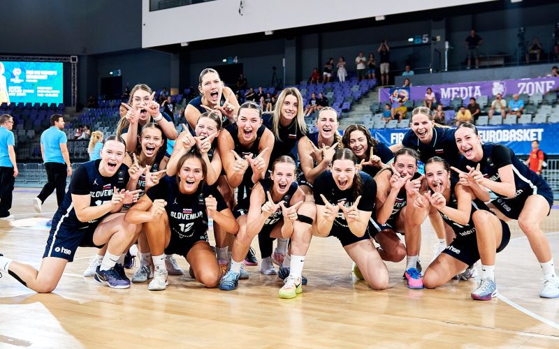 slovenija u16.jpeg