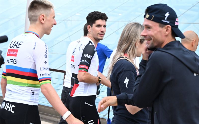 tadej pogacar primoz roglic.jpg