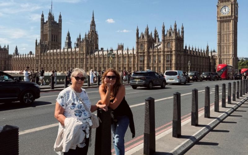 Londonski potep treh generacij
