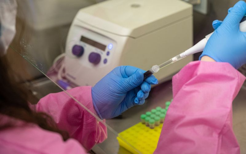 virus laboratorij.jpg