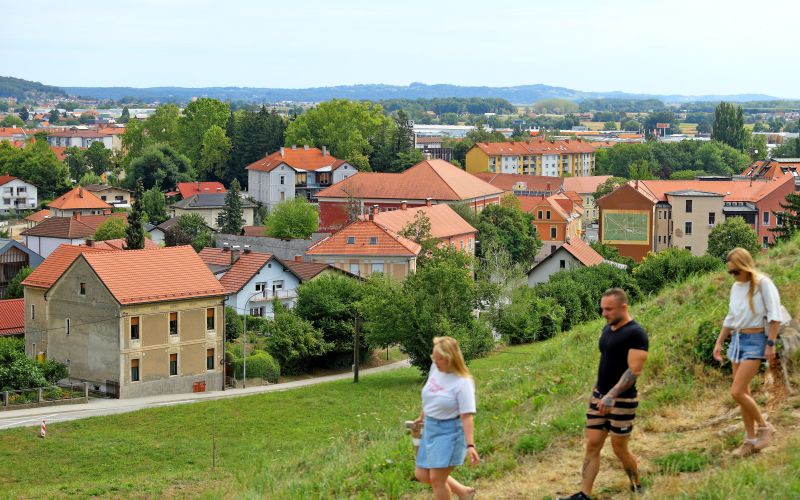 cg_ptuj_pred_50_leti_2.jpg