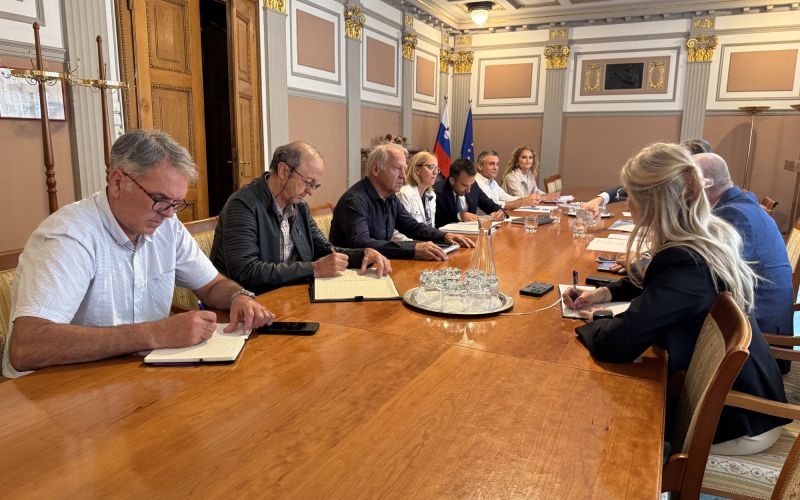 sobivanje, ljudska-iniciativa-dolenjske