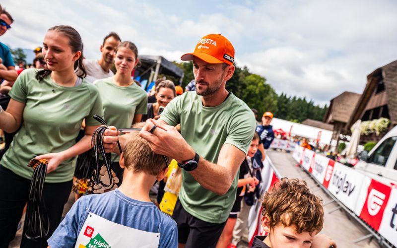 1. NASLOVNA SLIKA_13_Triglav_tek_4868_250913_Sportida.jpg
