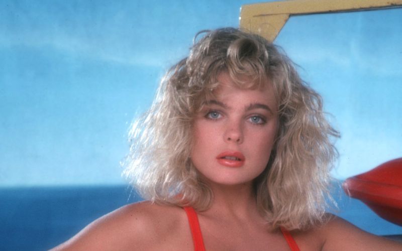 erika-eleniak