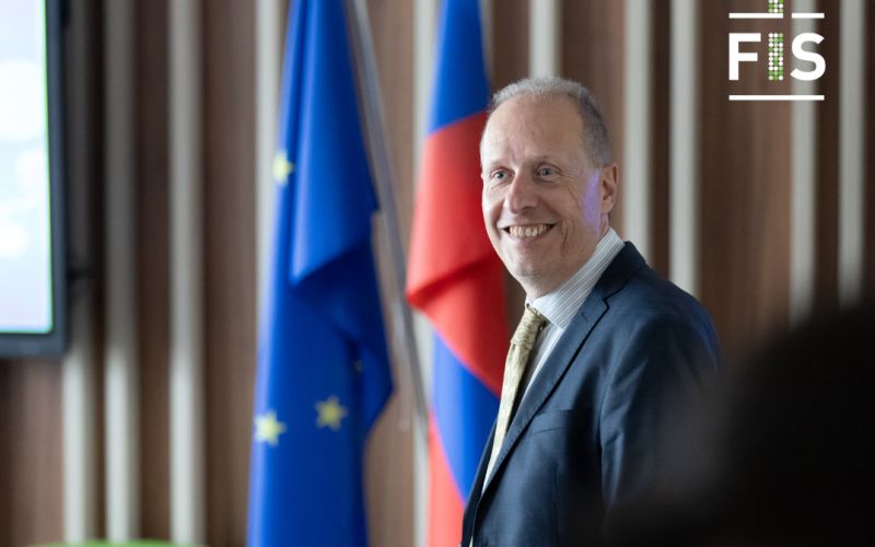 prof. dr. Matej Makarovič.png