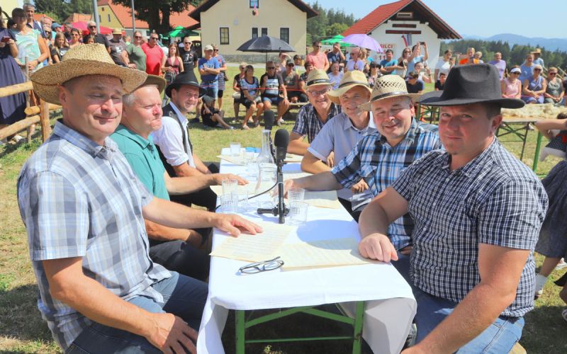 Vaški-fantje.jpg