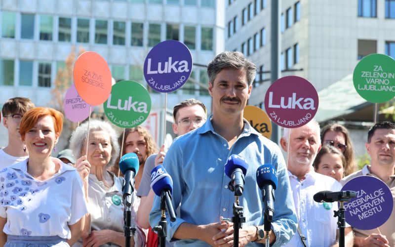 luka-mesec