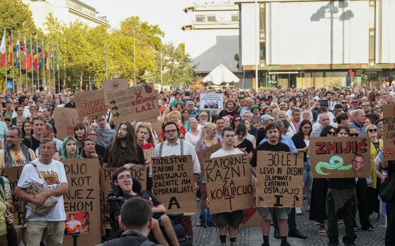 protivladni-protest, 2-sep, trg-republike, boris-mijic