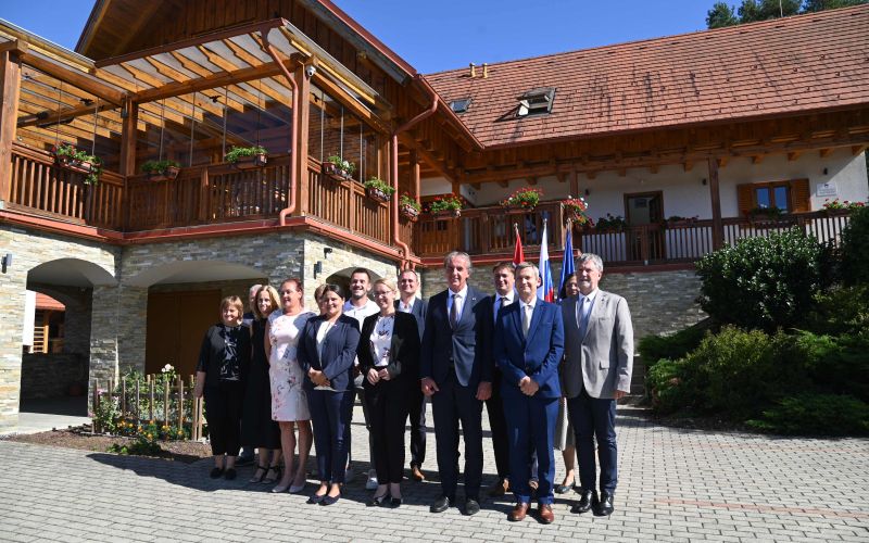 porabje, obisk, suzana-lep-simenko, urad-vlade-za-slovence-v-zamejstvu-in-po-svetu
