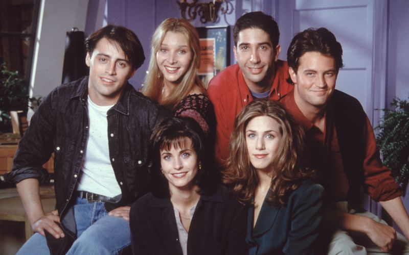 Matt LeBlanc, Lisa Kudrow, David Schwimmer, Matthew Perry, Courteney Cox in Jennifer Aniston so skup