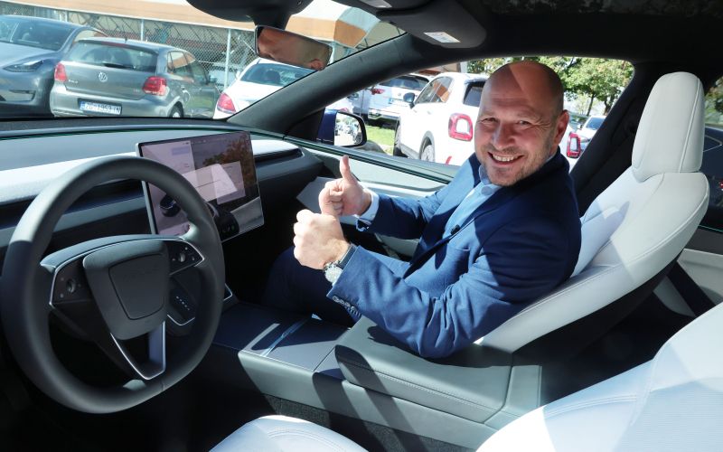 tesla vrtovec.jpg
