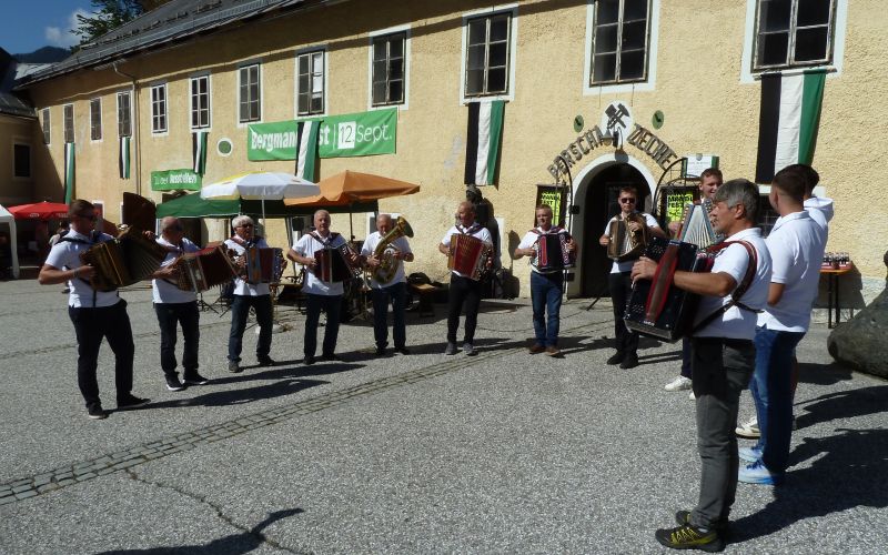 Harmonikarski orkester Barbara Premogovnika Velenje.JPG
